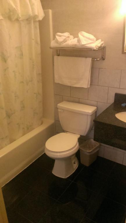 Naugatuck Motor Lodge Ruang foto