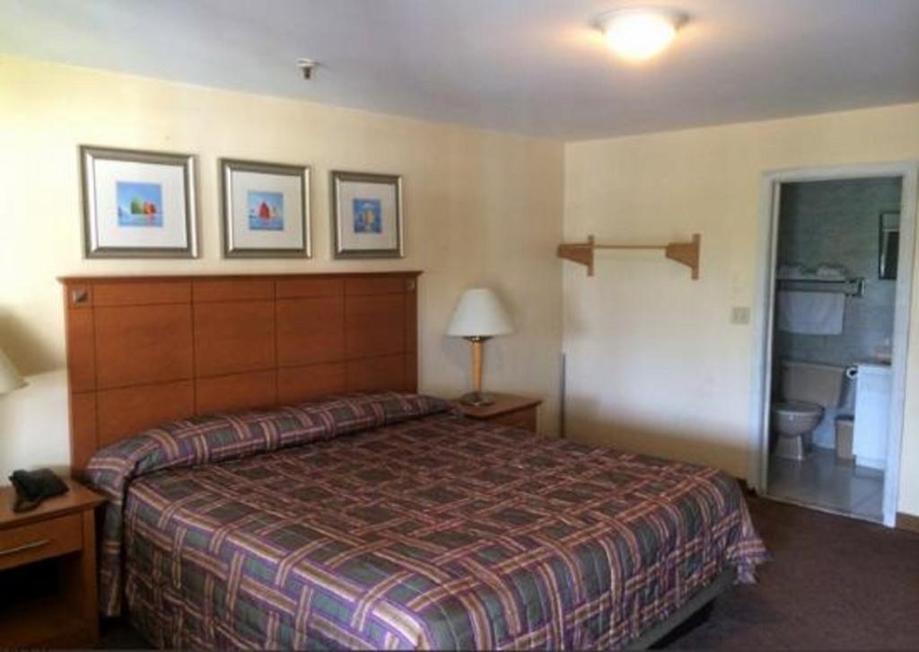 Naugatuck Motor Lodge Bagian luar foto