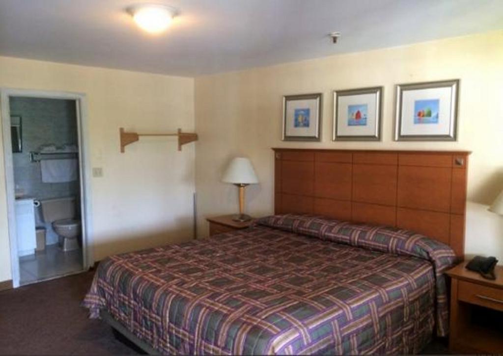 Naugatuck Motor Lodge Bagian luar foto
