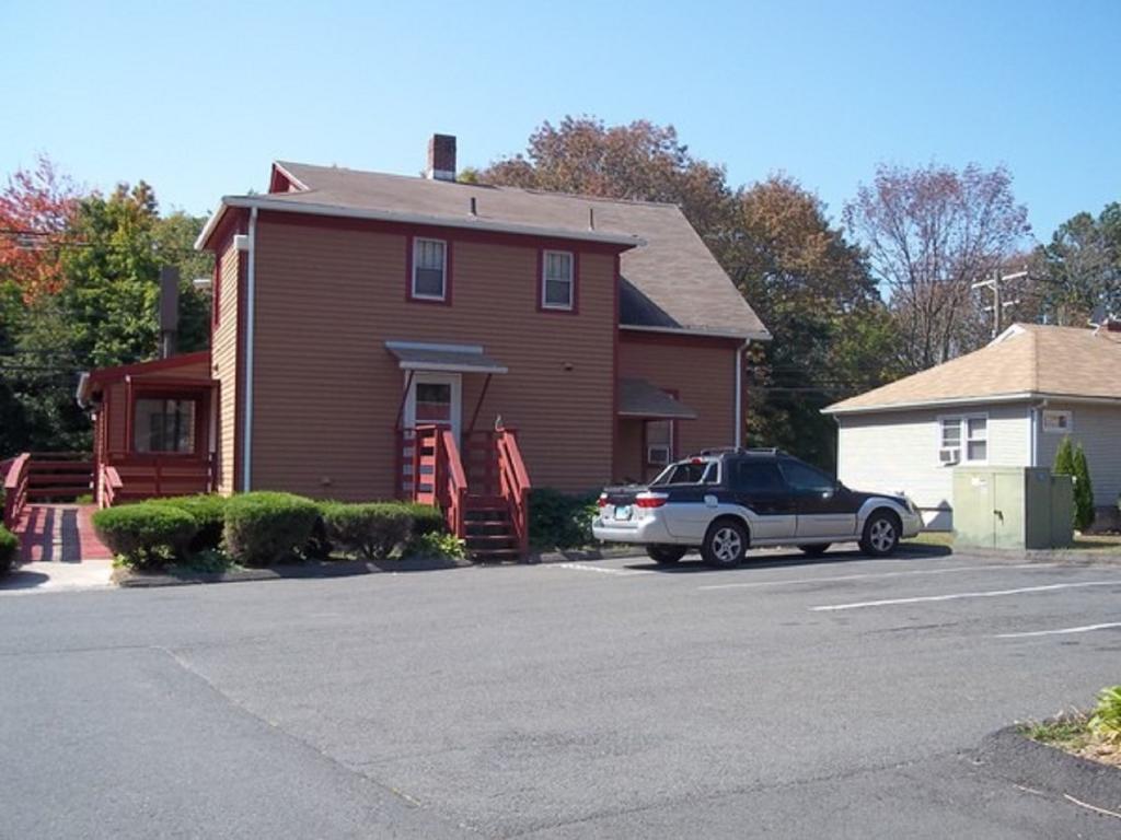 Naugatuck Motor Lodge Bagian luar foto