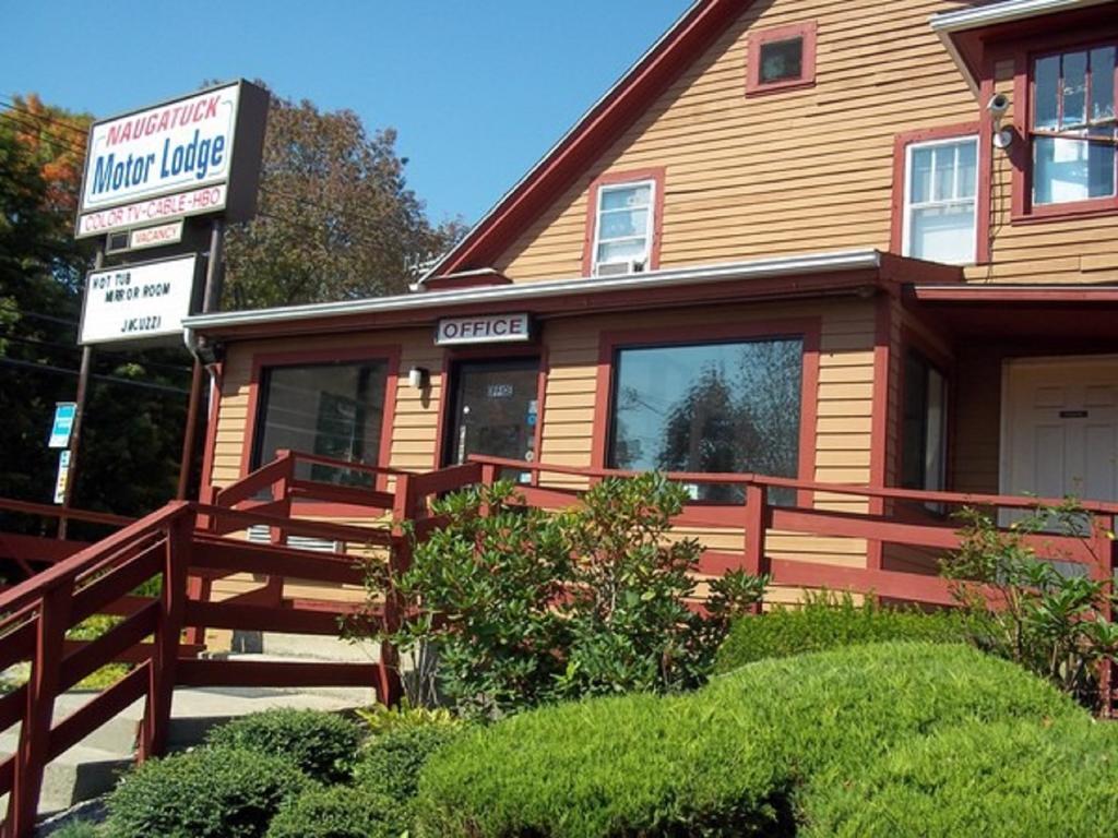 Naugatuck Motor Lodge Bagian luar foto